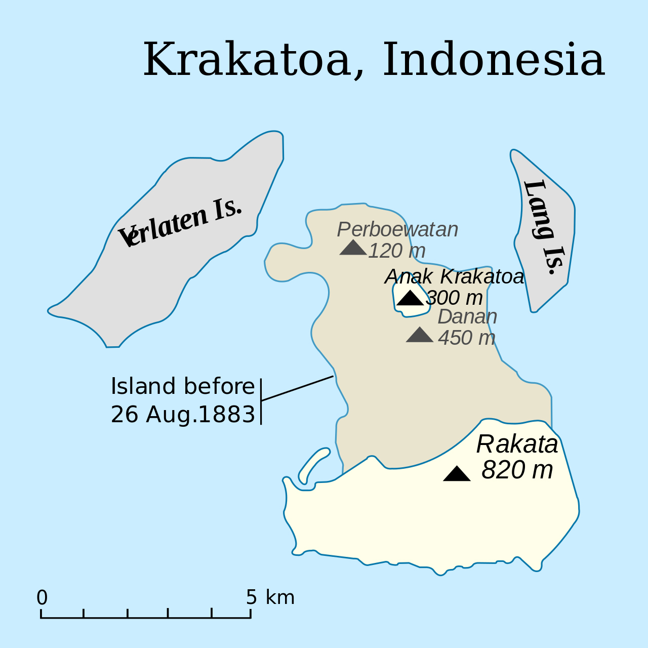 Kaart van de huidige 4 eilanden van Krakatau. Ook is de grootte van het eiland vóór de eruptie van 1883 op de kaart weergegeven. Inclusief vermelding van de 3 vulkaantoppen met hun hoogte voorafgaand aan de eruptie van 1883: Rakata (820 m), Danan (450 m) en Perboewatan (120 m).